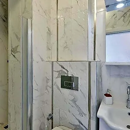 Joyy Kaş